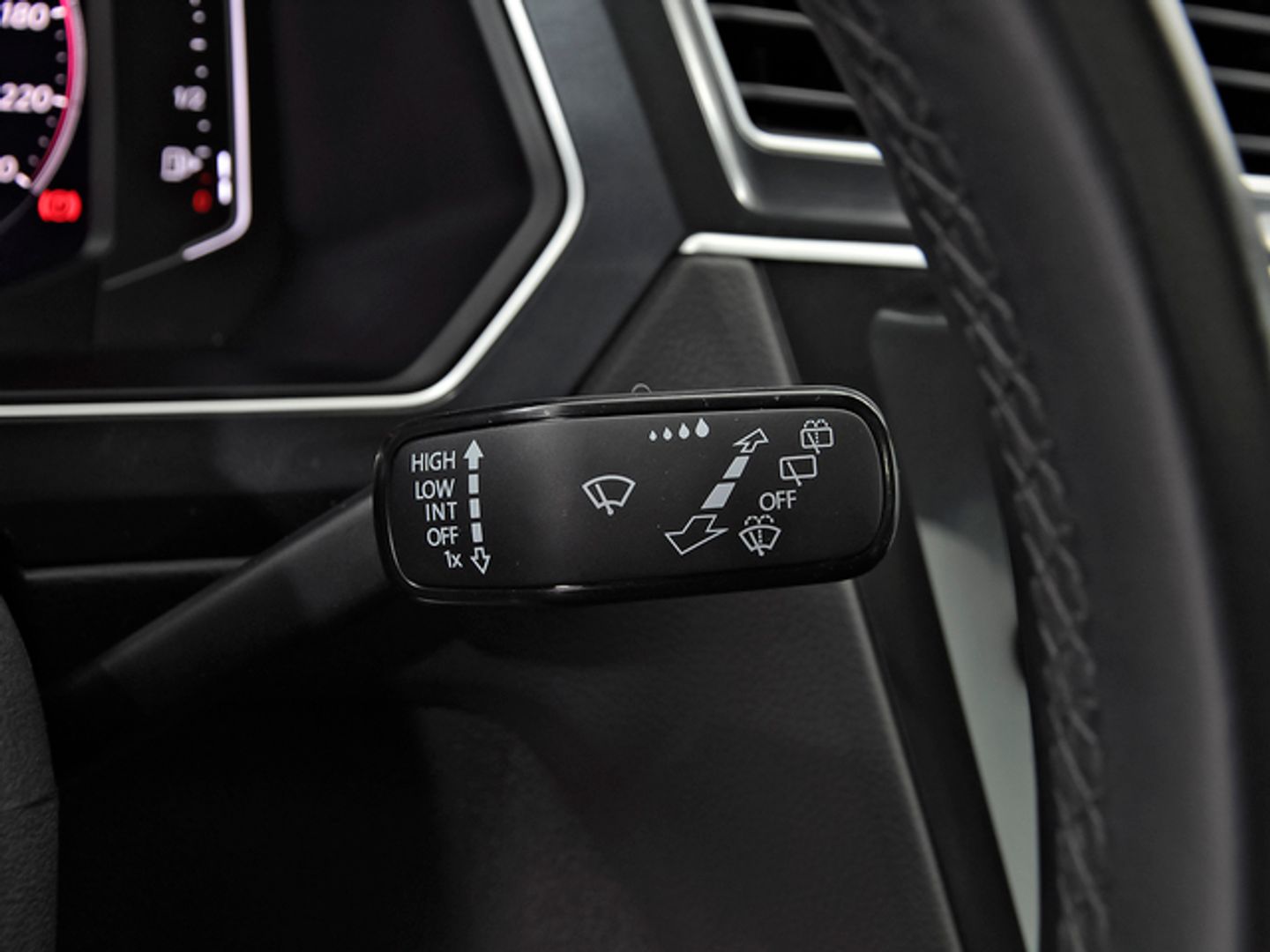Volkswagen Tiguan R-Line 1.5 TSI 110 kW (150 CV) DSG