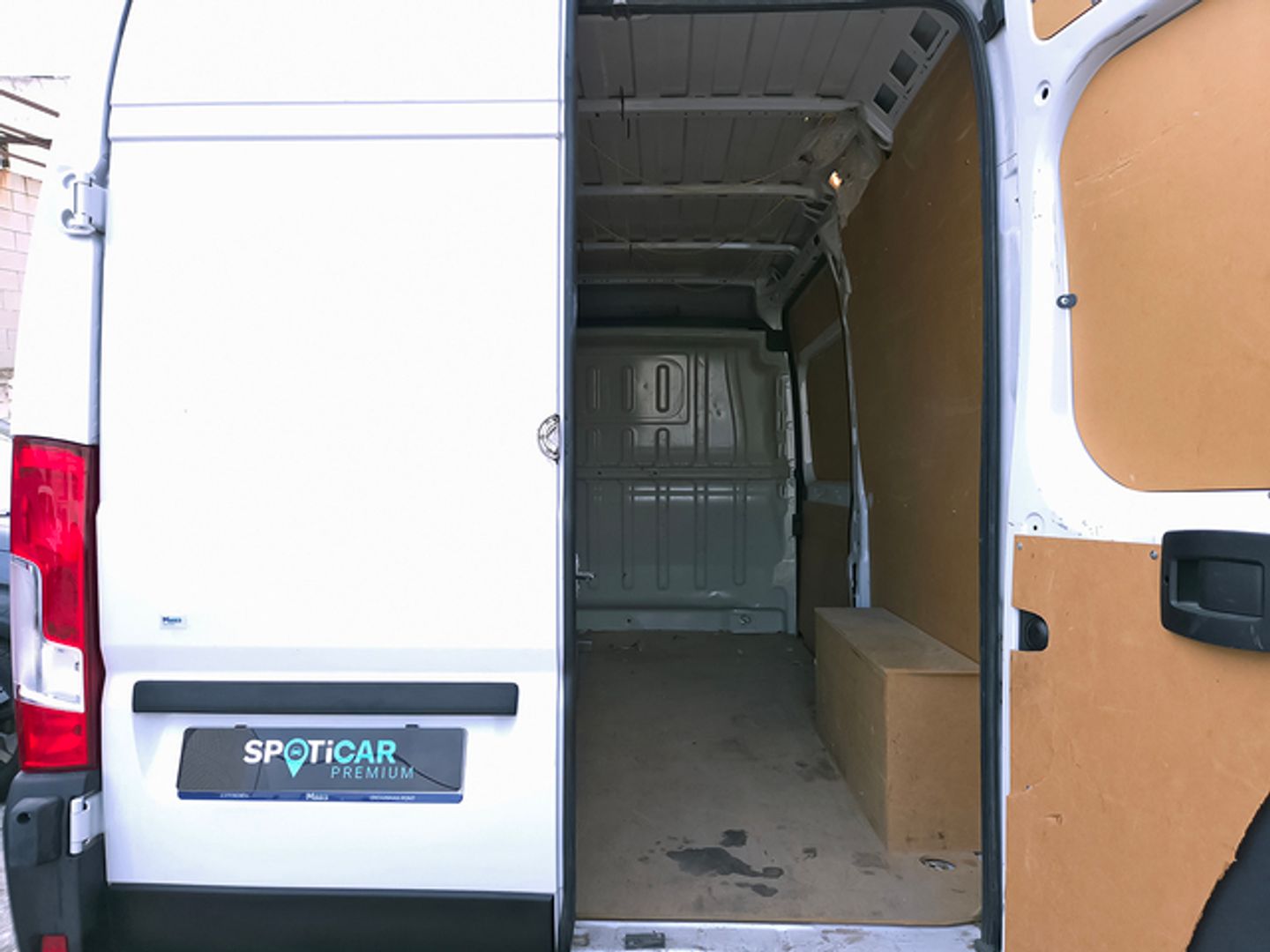Fiat Ducato Furgon 2.3 Multijet 33 L2H2 103 kW (140 CV)