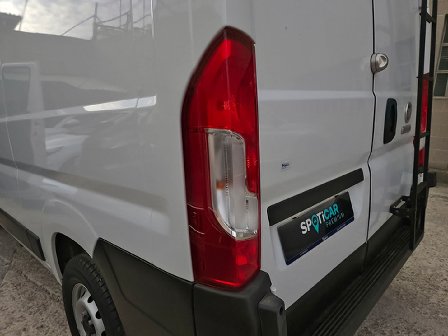 Fiat Ducato Furgon 2.3 Multijet 33 L2H2 103 kW (140 CV)