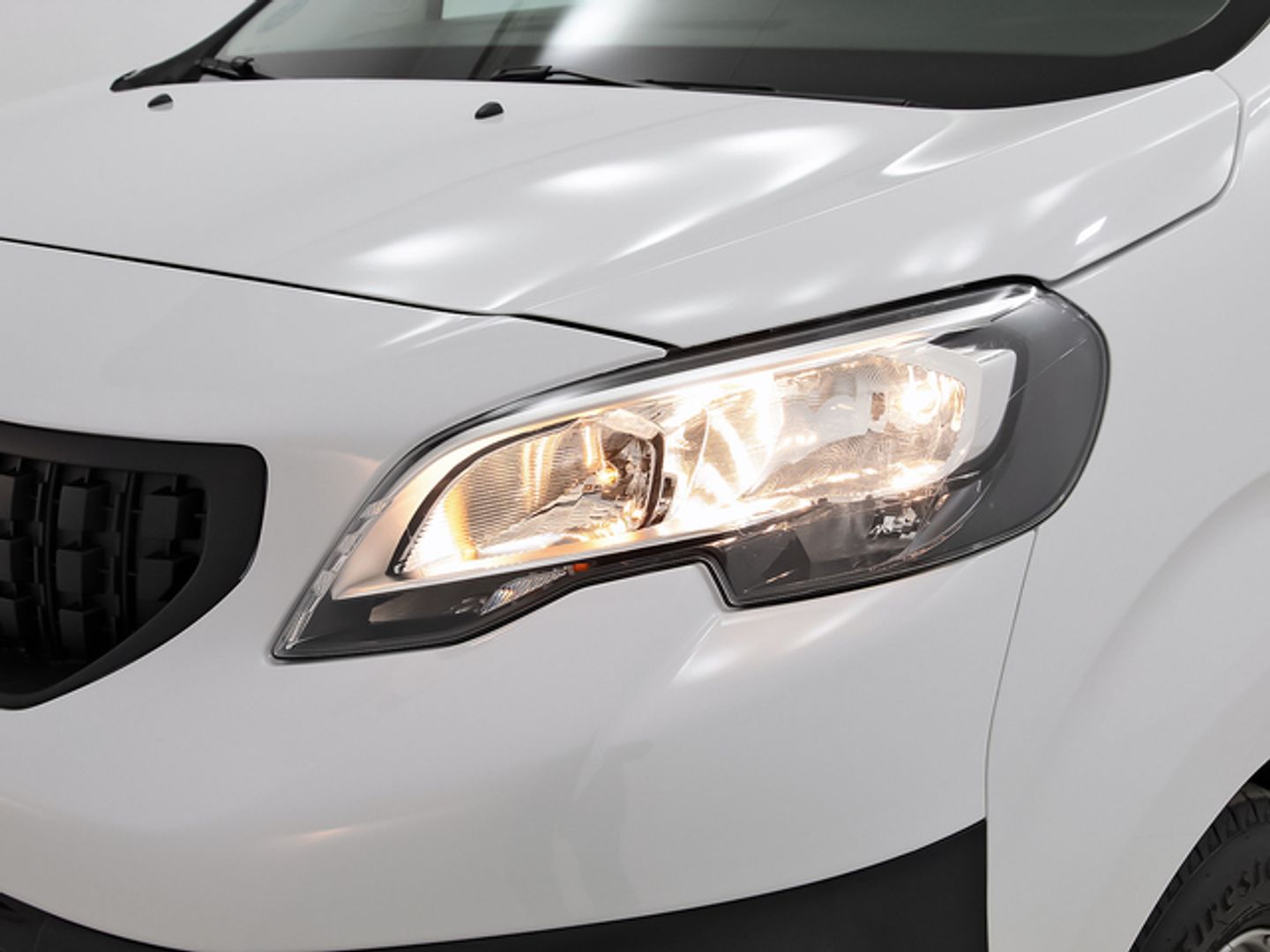 Peugeot Expert Furgon BlueHDi 100 Standard 75 kW (102 CV)