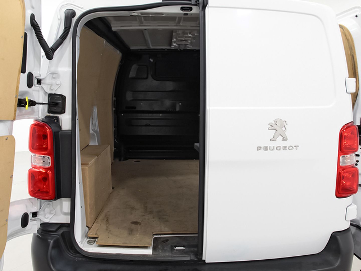 Peugeot Expert Furgon BlueHDi 100 Standard 75 kW (102 CV)