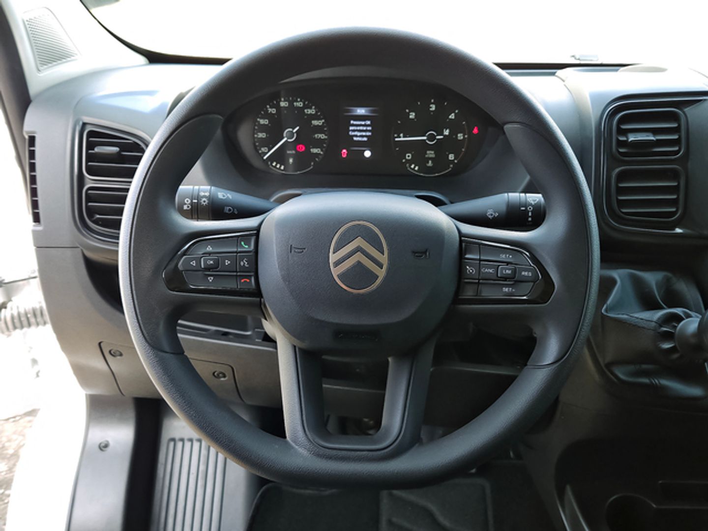 Citroen Jumper Furgon BlueHDi 140 35 L3H2 103 kW (140 CV)