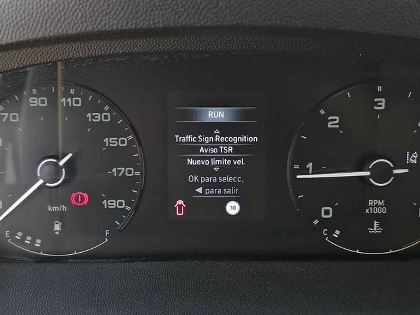 Citroen Jumper Furgon BlueHDi 140 35 L3H2 103 kW (140 CV)