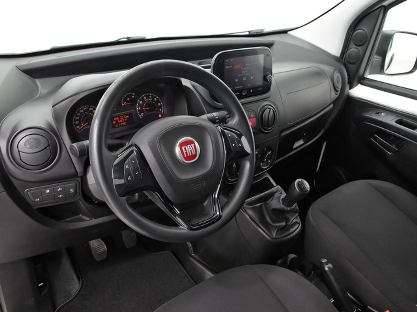 Fiat Fiorino Cargo Furgon 1.3 Multijet SX N1 70 kW (95 CV)