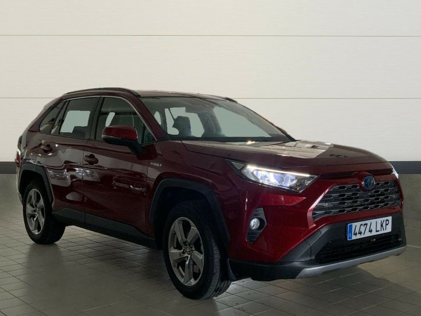 Toyota Rav4 2.5l hybrid Advance Plus 160 kW (218 CV) Rojo All Terrain / Pick-up