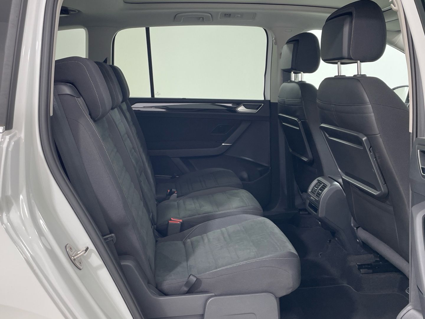 Volkswagen Touran R-Line 1.5 TSI 110 kW (150 CV) DSG