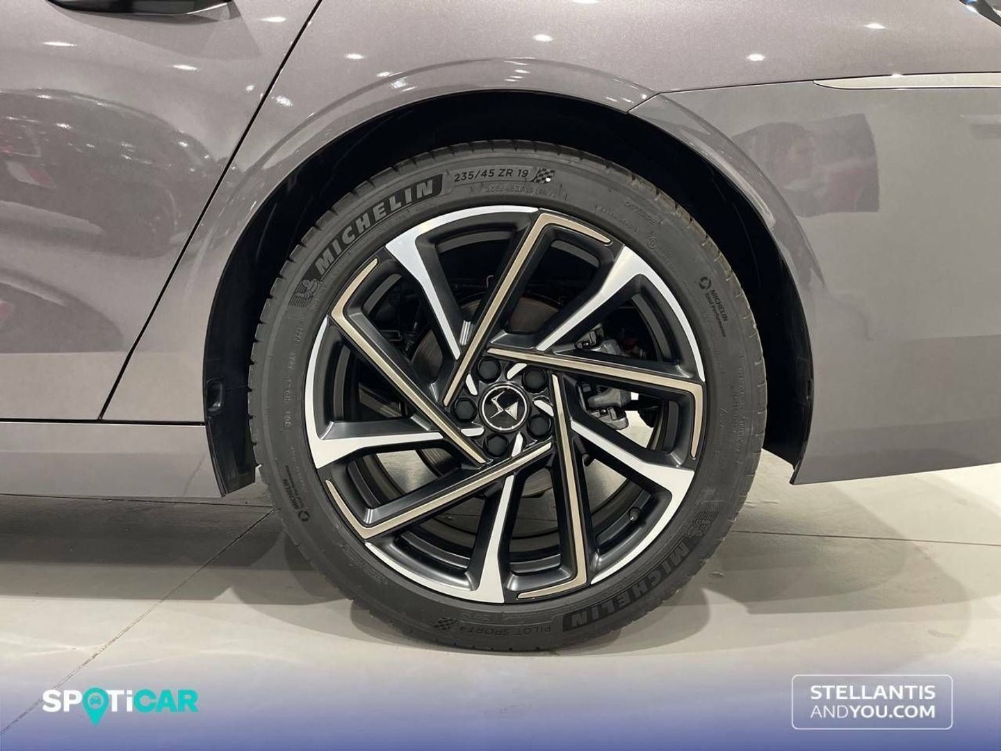 DS DS 9 E-Tense 250 Rivoli+ 184 kW (250 CV)