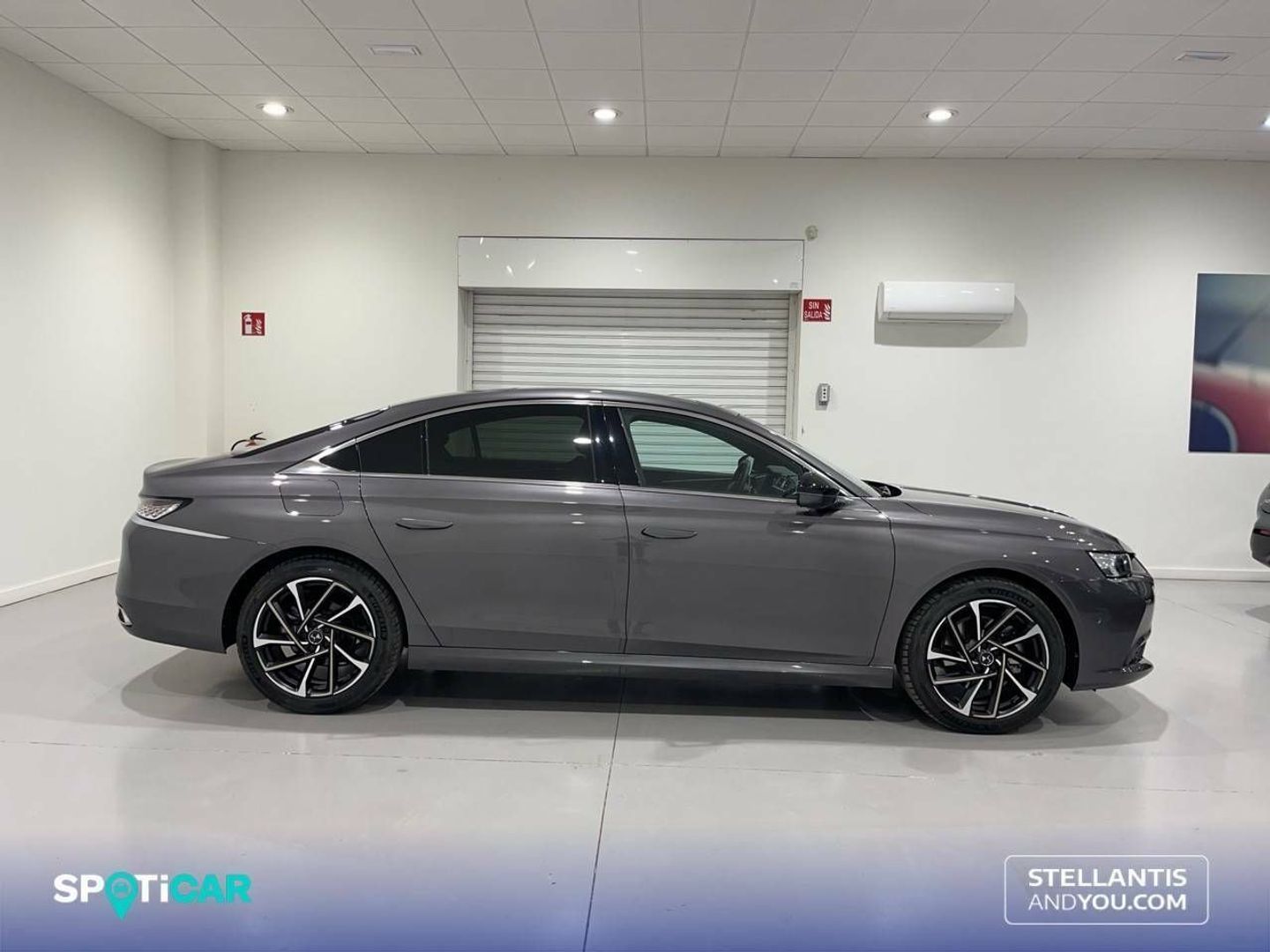 DS DS 9 E-Tense 250 Rivoli+ 184 kW (250 CV)
