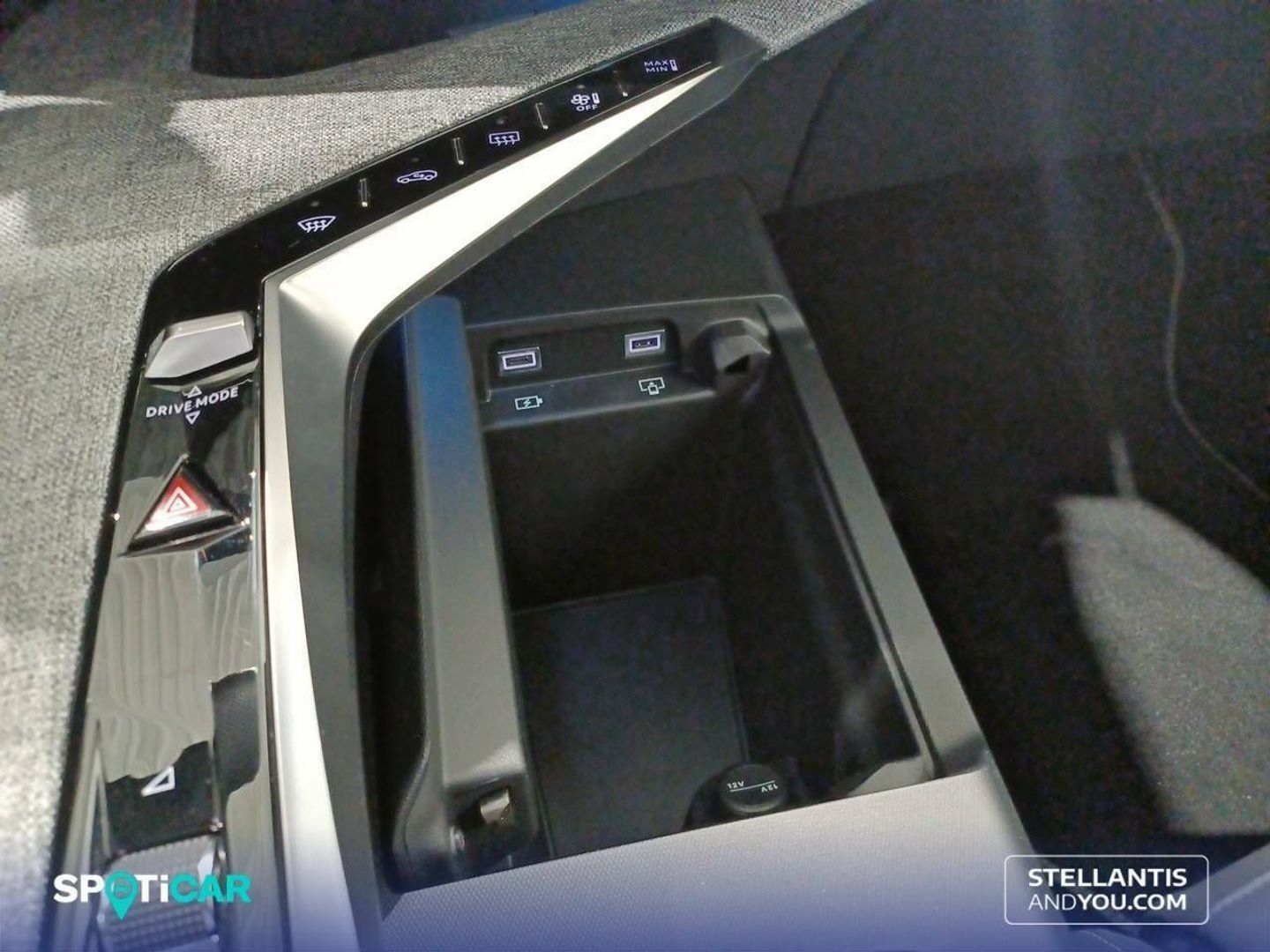 Peugeot e-3008 Eléctrico GT 157 kW (214 CV)