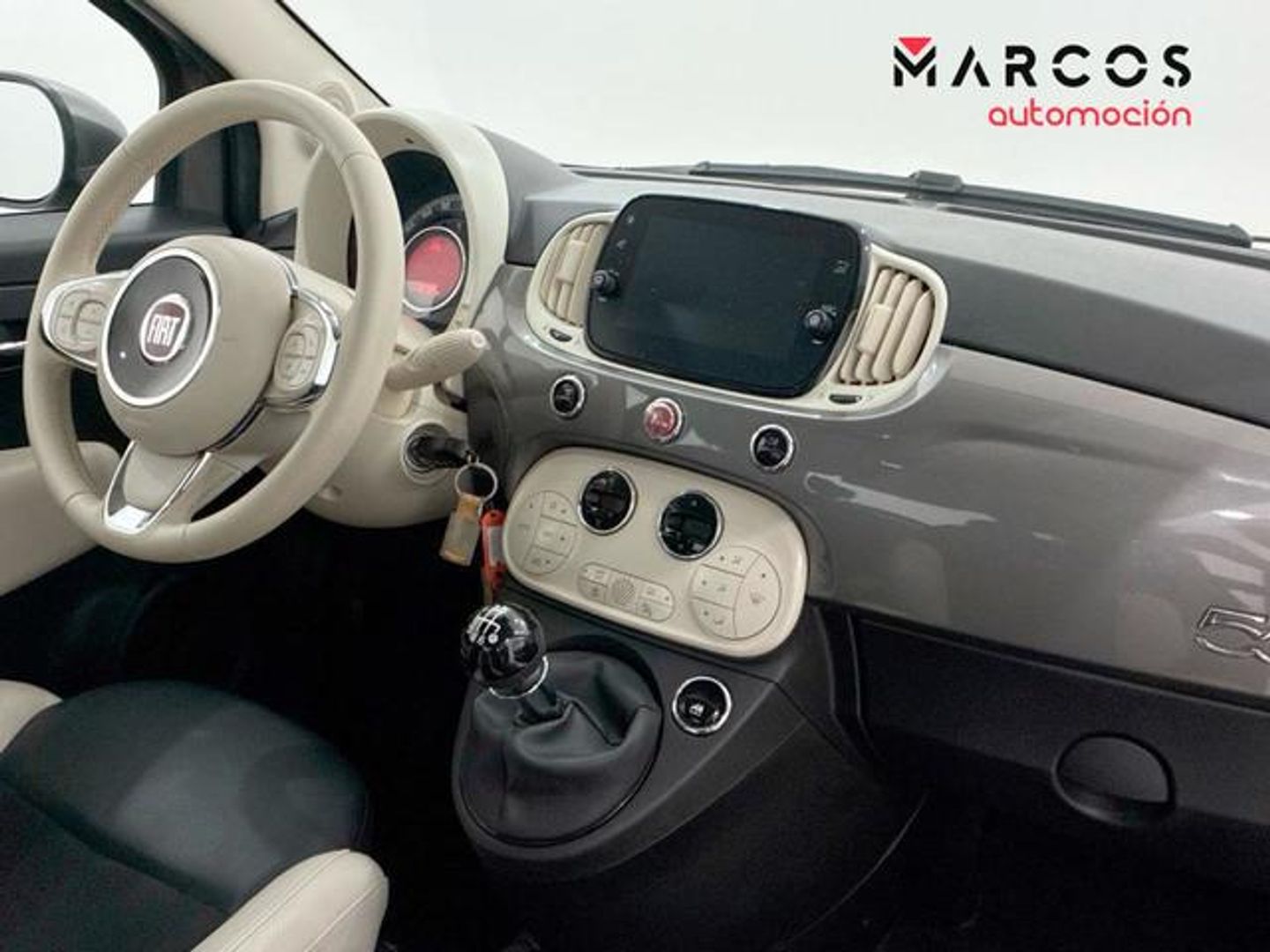 Fiat 500 1.0 Hybrid Dolcevita 51 kW (70 CV)