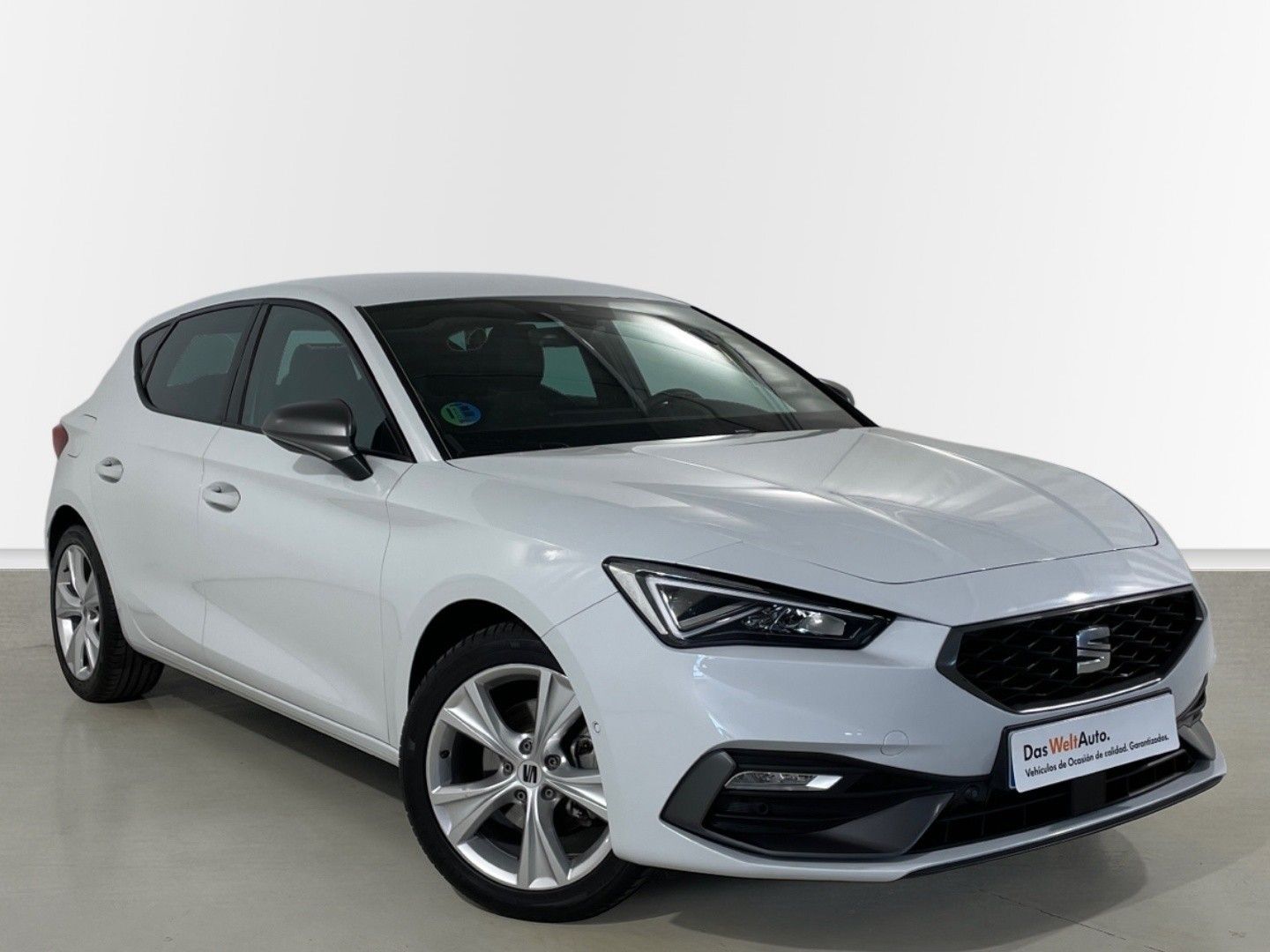 SEAT León 1.5 eTSI S&S FR Special Edition Vision DSG 110 kW (150 CV) Blanco Sedan