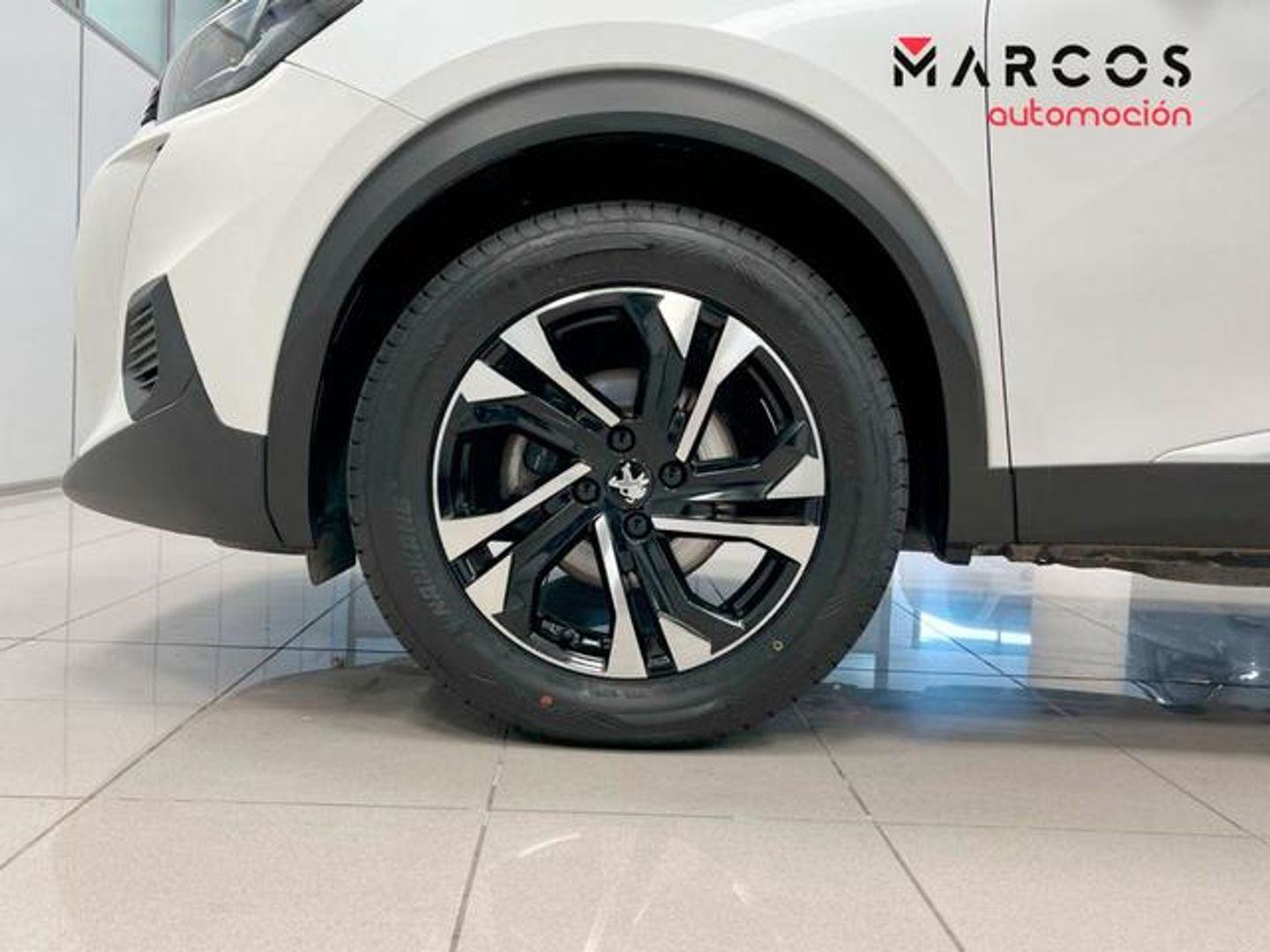 Peugeot 2008 PureTech 130 S&S Allure EAT8 96 kW (130 CV)