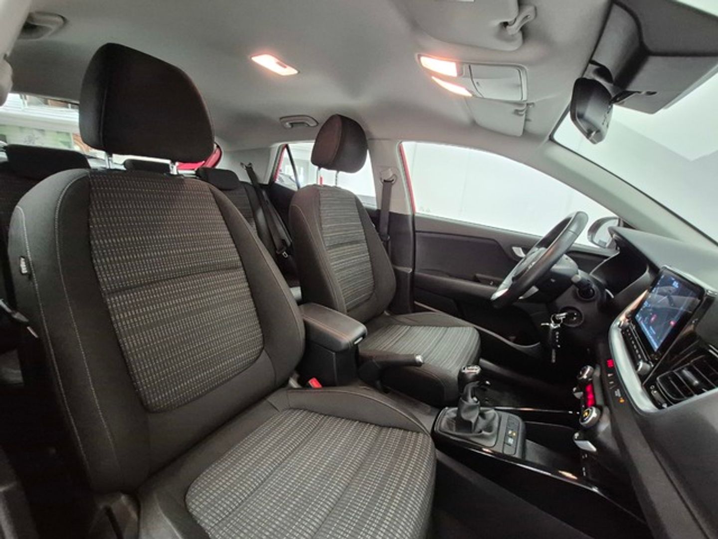 Kia Stonic 1.0 T-GDi MHEV Drive iMT 74 kW (100 CV)