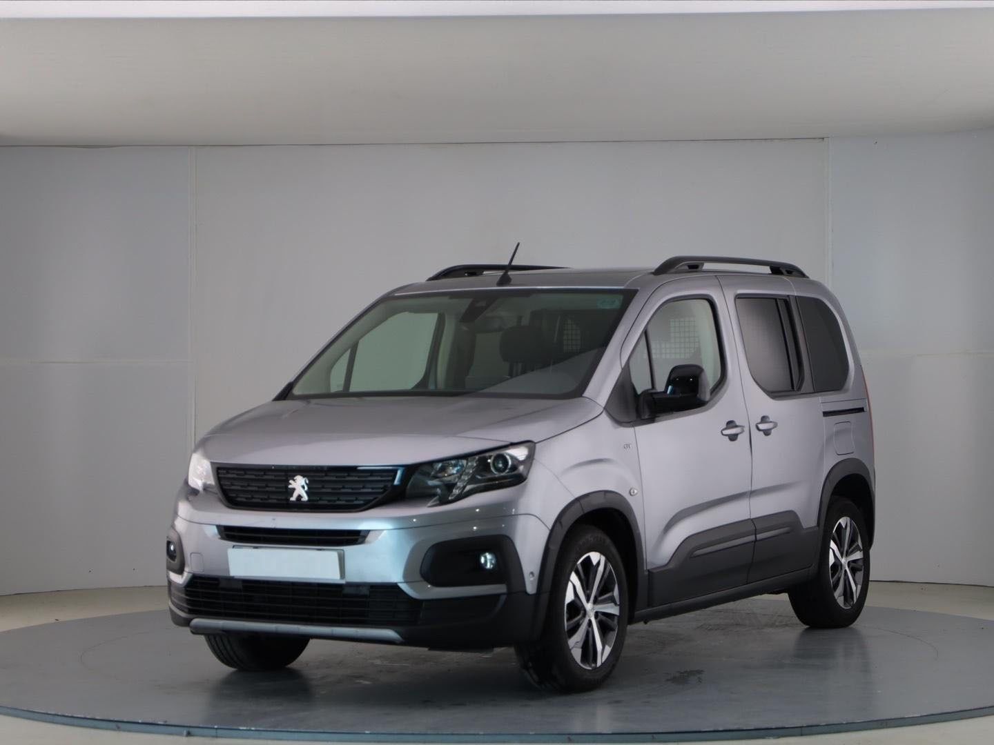 Peugeot Rifter BlueHDi 100 GT Business Standard 73 kW (100 CV) Gris Minivan
