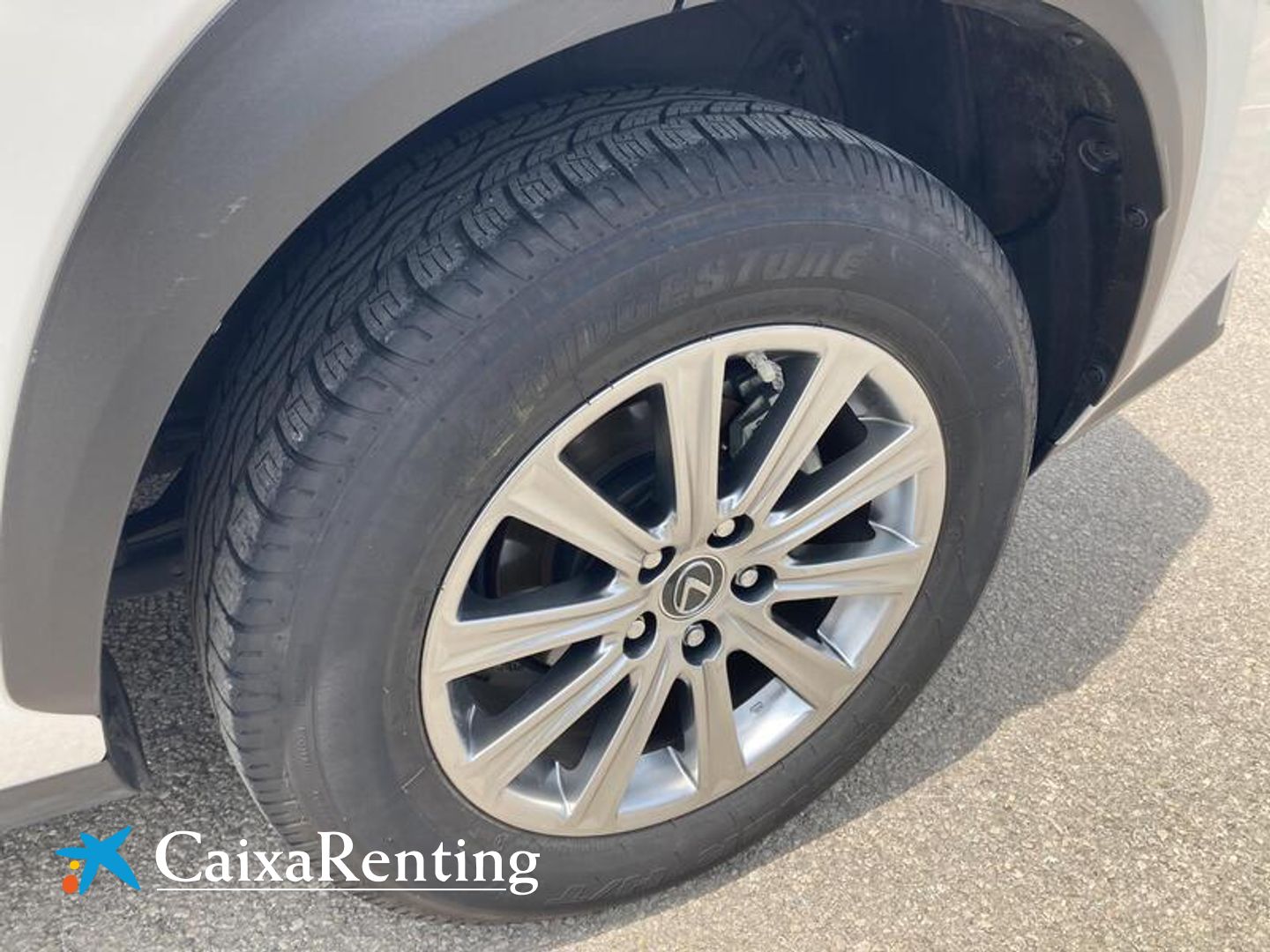 Lexus NX 300h Business Navigation 2WD 145 kW (197 CV)