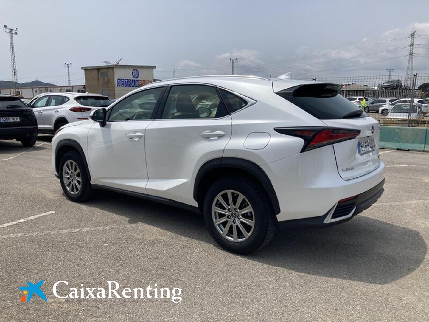 Lexus NX 300h Business Navigation 2WD 145 kW (197 CV)