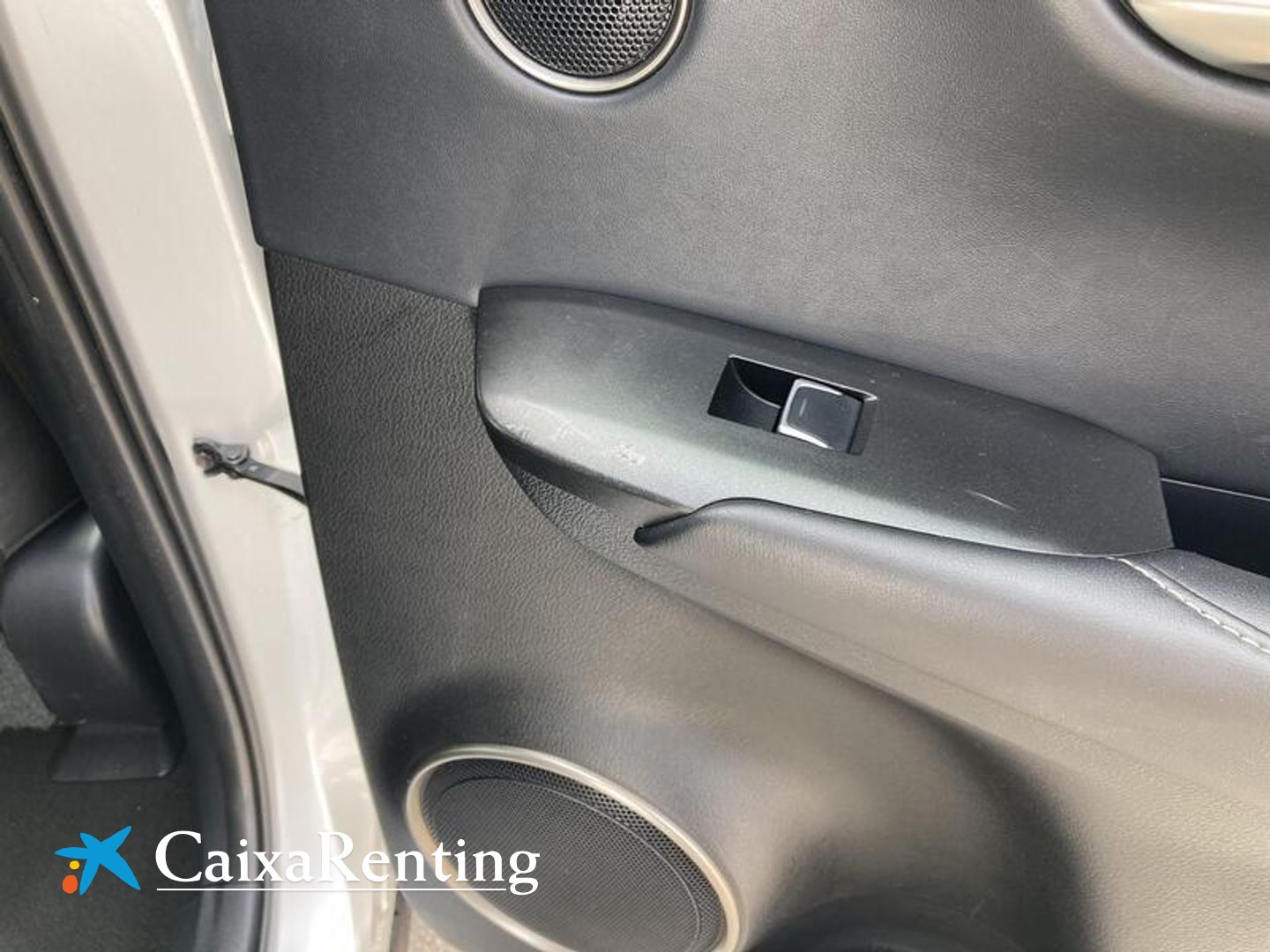 Lexus NX 300h Business Navigation 2WD 145 kW (197 CV)