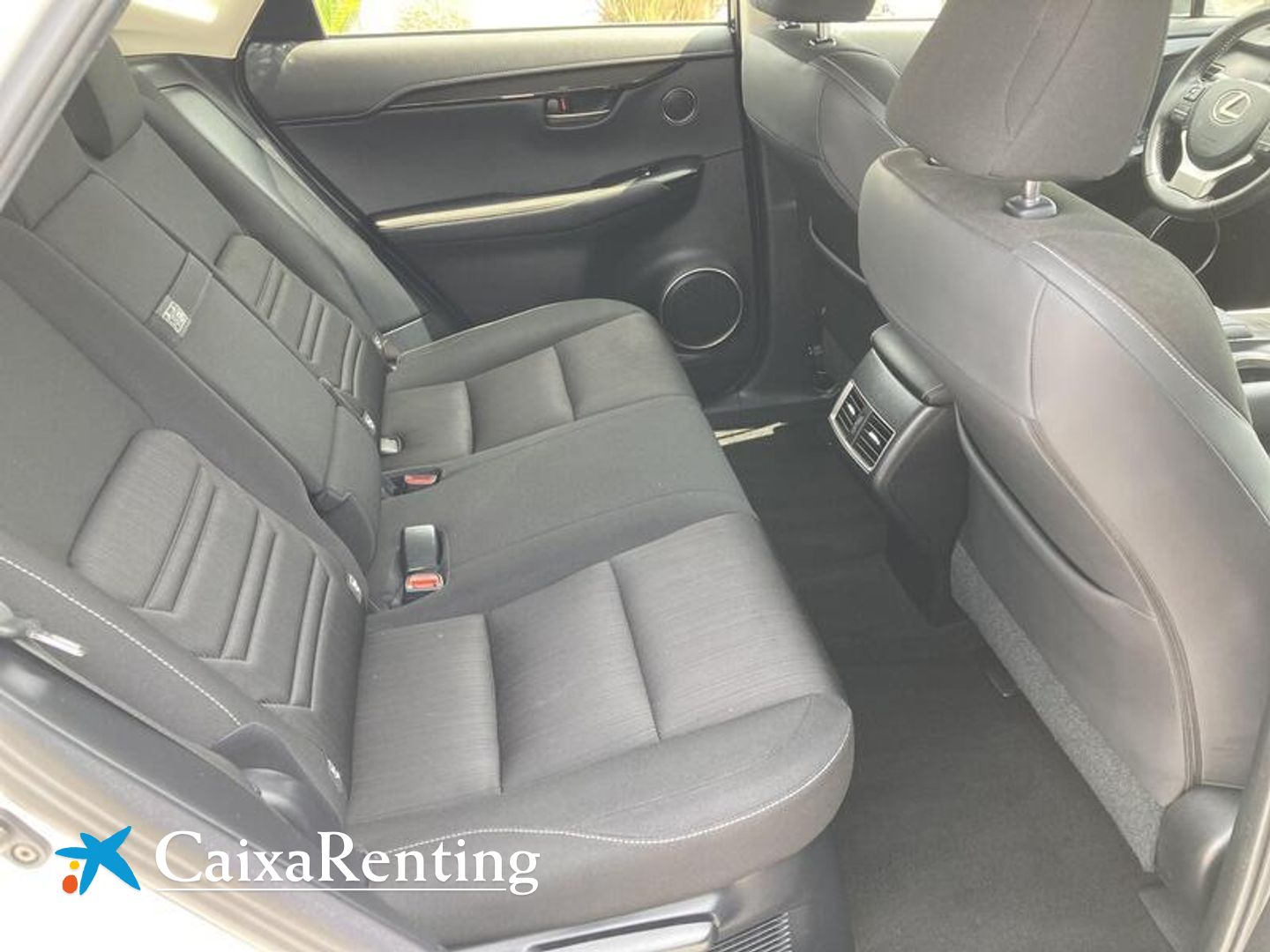 Lexus NX 300h Business Navigation 2WD 145 kW (197 CV)