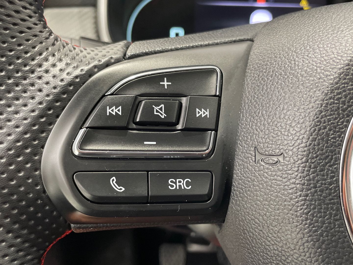 MG ZS 1.5 Luxury 78 kW (106 CV)