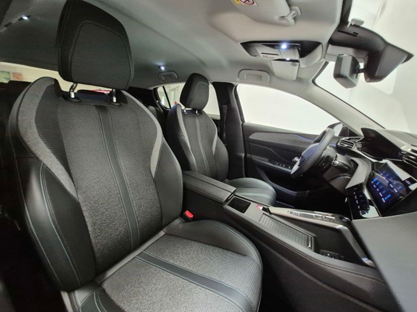 Peugeot 308 BlueHDi 130 S&S Allure EAT8 96 kW (130 CV)