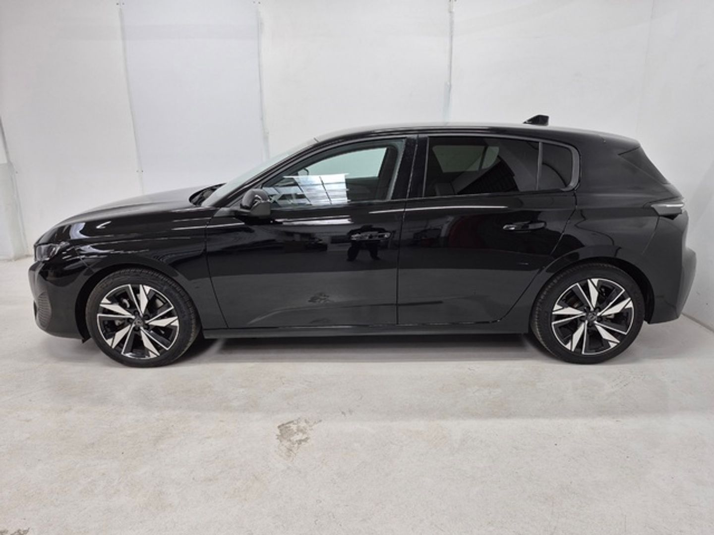 Peugeot 308 BlueHDi 130 S&S Allure EAT8 96 kW (130 CV)
