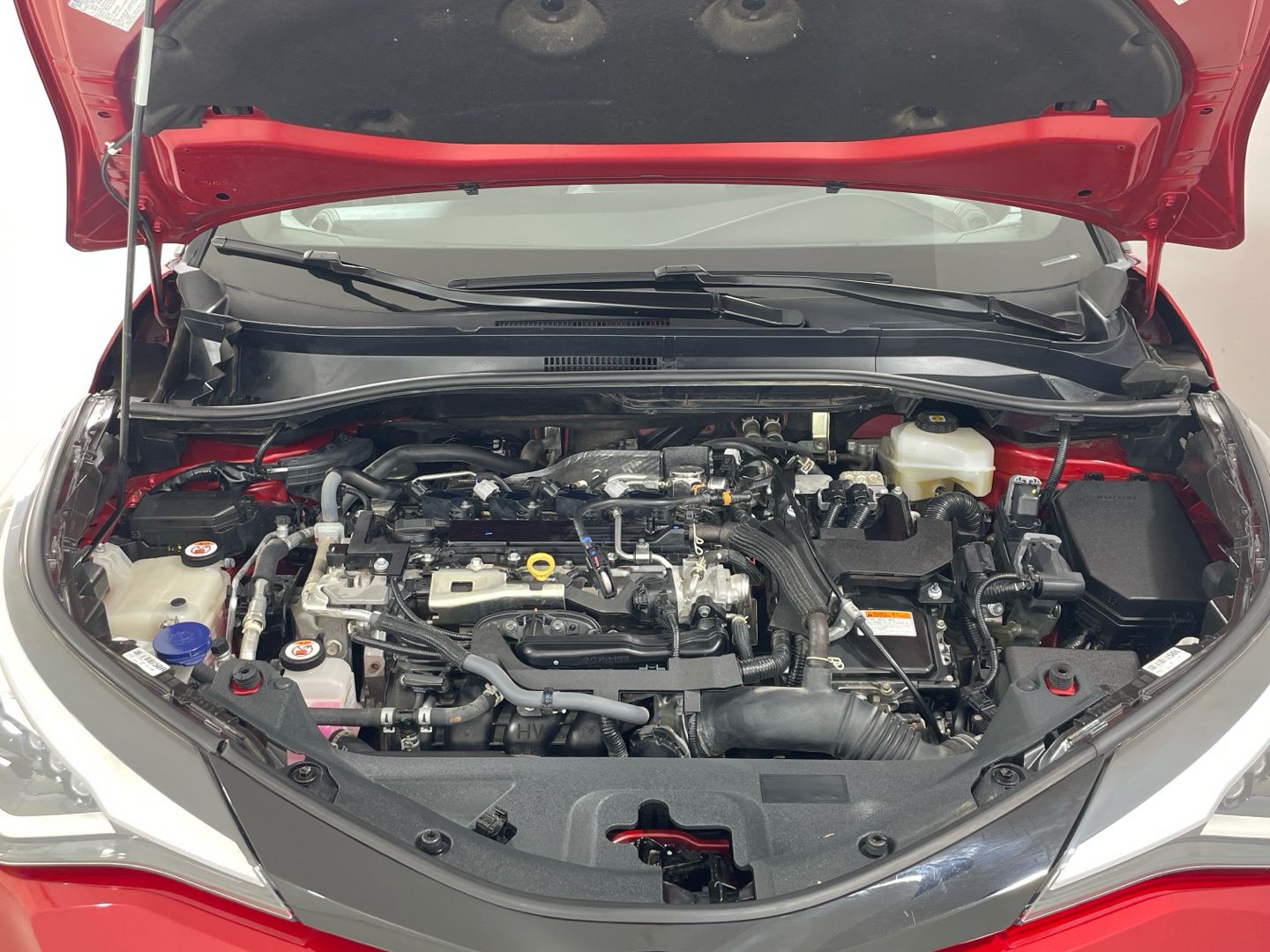 Toyota C-HR 180H Advance 135 kW (184 CV)