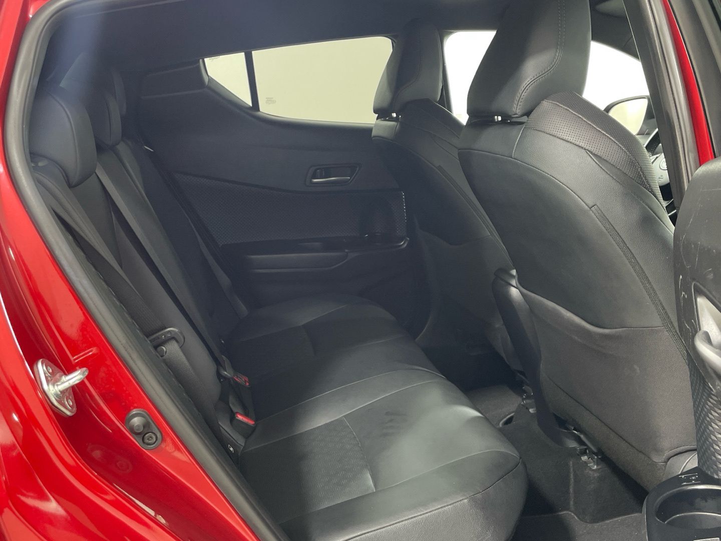 Toyota C-HR 180H Advance 135 kW (184 CV)