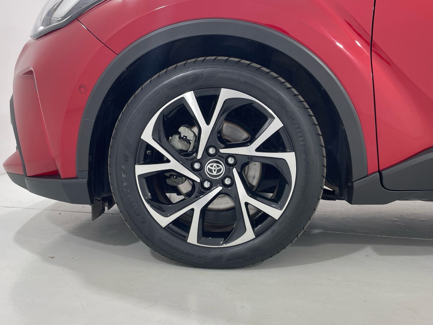 Toyota C-HR 180H Advance 135 kW (184 CV)