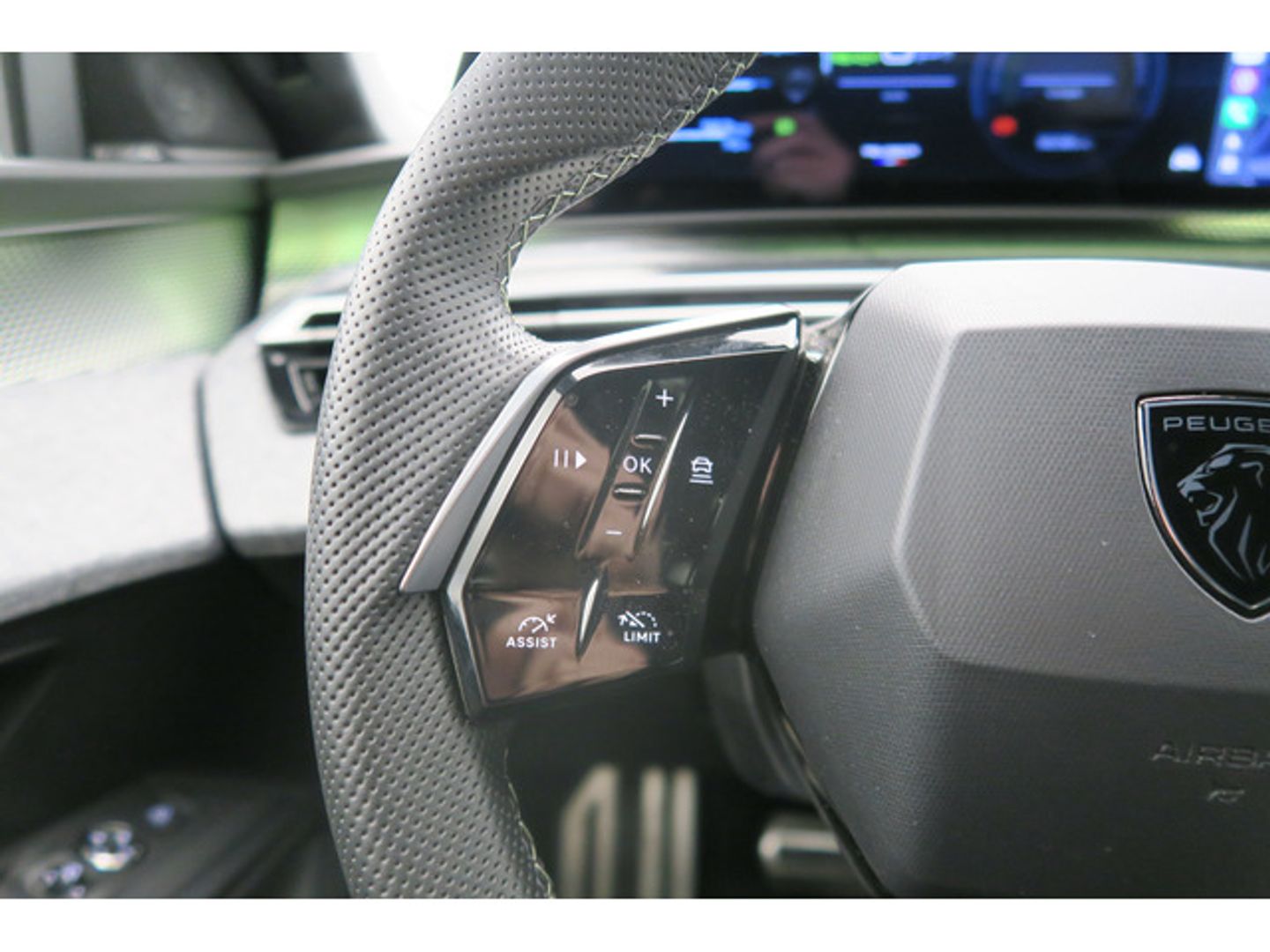 Peugeot e-3008 Eléctrico GT 157 kW (214 CV)