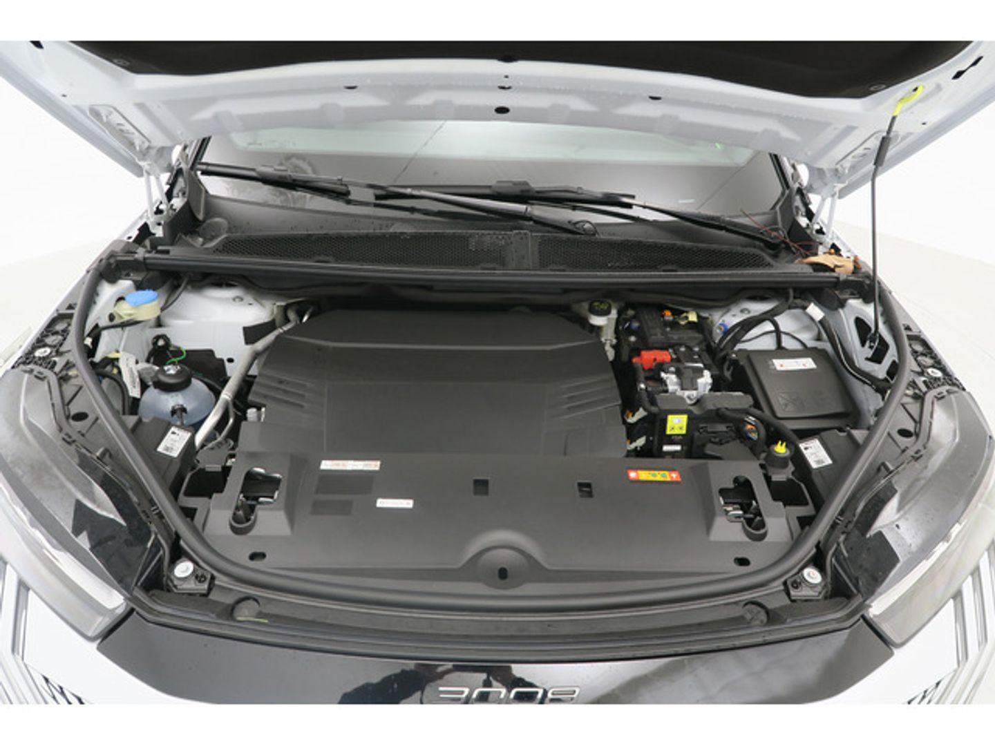 Peugeot e-3008 Eléctrico GT 157 kW (214 CV)