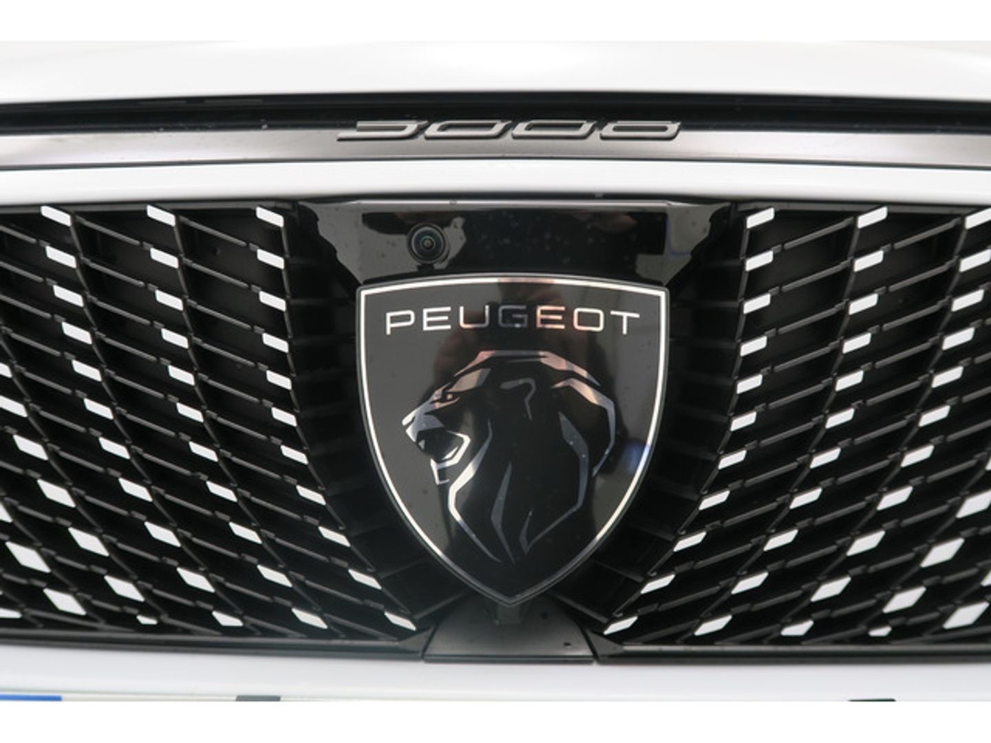 Peugeot e-3008 Eléctrico GT 157 kW (214 CV)