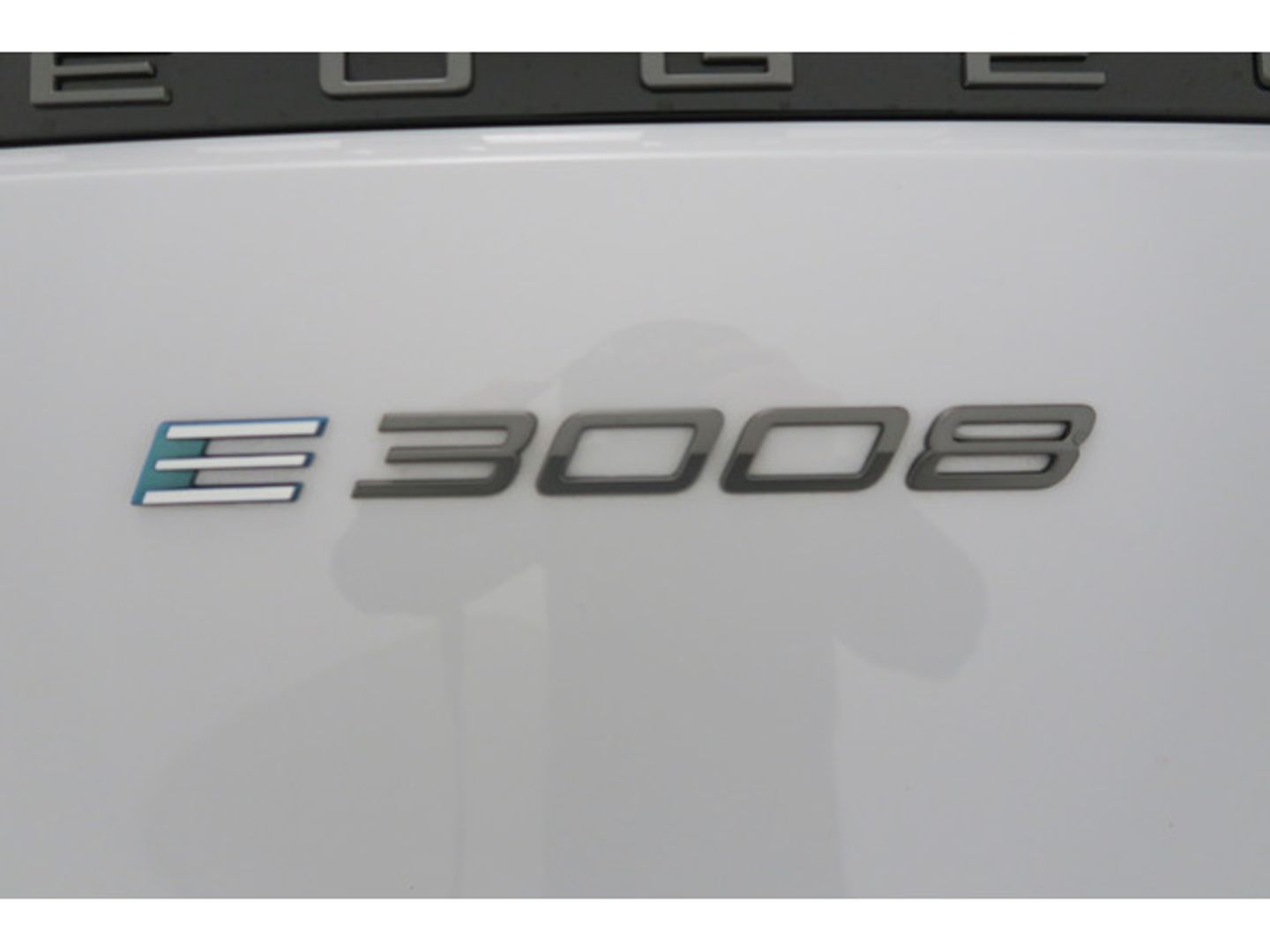 Peugeot e-3008 Eléctrico GT 157 kW (214 CV)