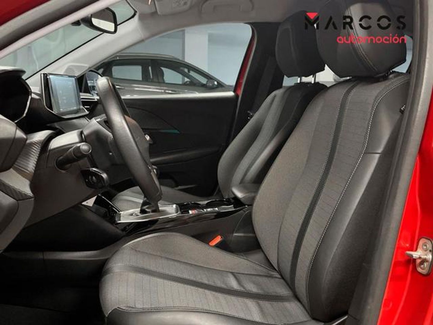 Peugeot 208 PureTech 100 Allure 75 kW (100 CV)
