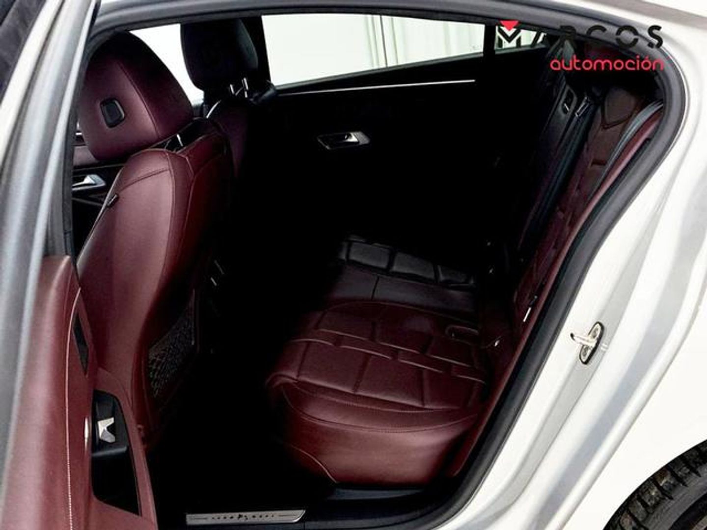 DS DS 9 E-Tense 225 Rivoli+ 165 kW (225 CV)