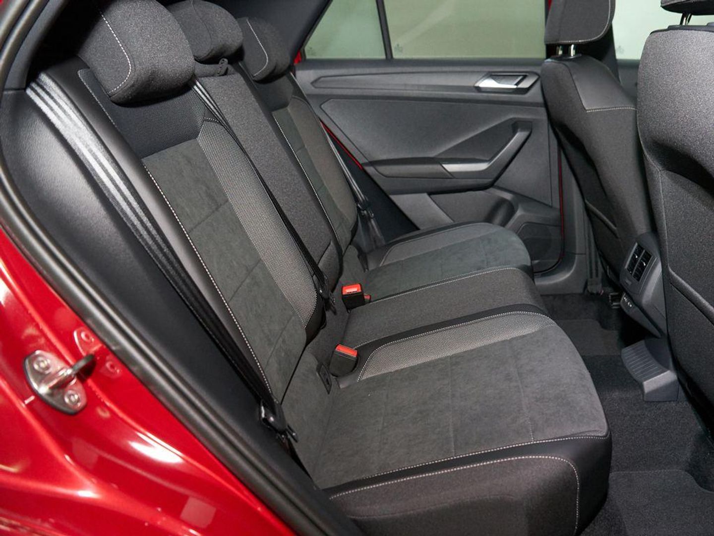Volkswagen T-Roc Dark Line 1.5 TSI 110 kW (150 CV) DSG