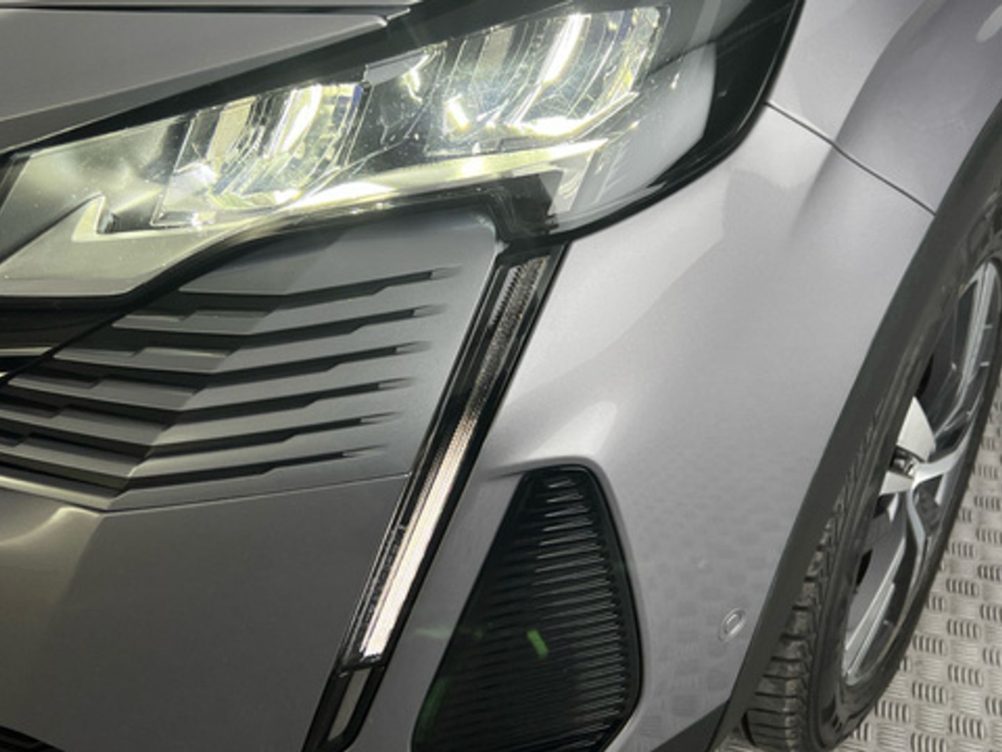 Peugeot 3008 Hybrid 225 Allure Pack e-EAT8 165 kW (225 CV)