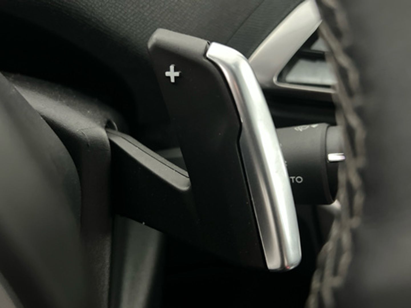Peugeot 3008 Hybrid 225 Allure Pack e-EAT8 165 kW (225 CV)