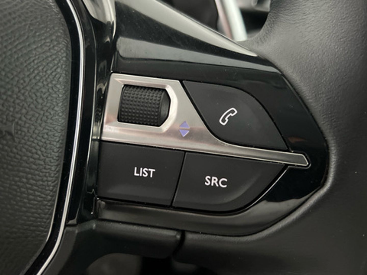 Peugeot 3008 Hybrid 225 Allure Pack e-EAT8 165 kW (225 CV)