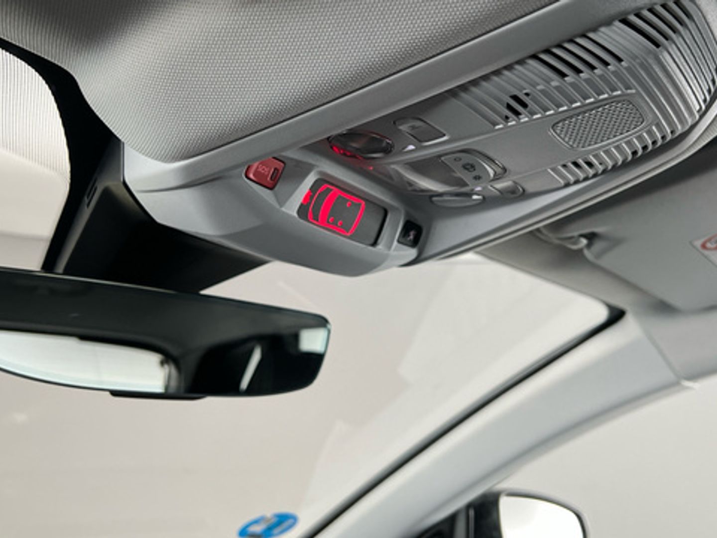 Peugeot 3008 Hybrid 225 Allure Pack e-EAT8 165 kW (225 CV)