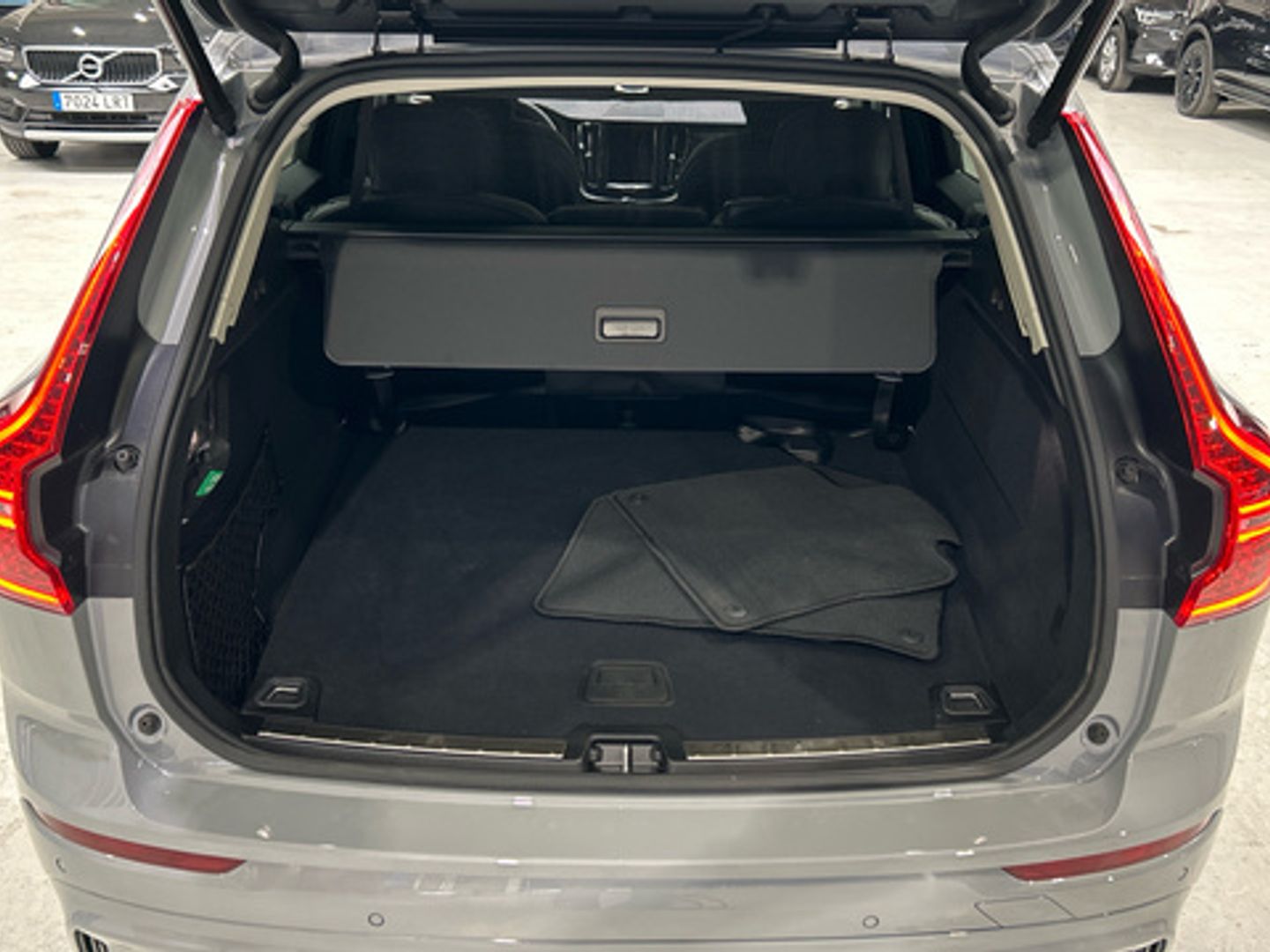 Volvo XC60 T6 Recharge Plus Dark AWD Auto 257 kW (350 CV)