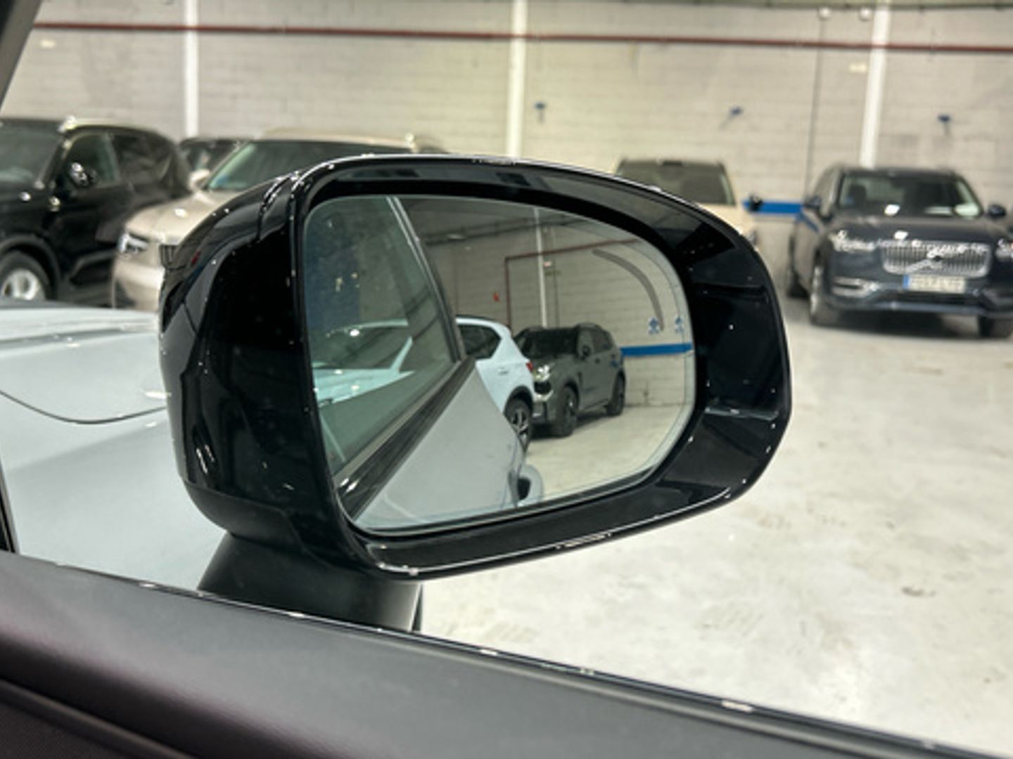 Volvo XC60 T6 Recharge Plus Dark AWD Auto 257 kW (350 CV)