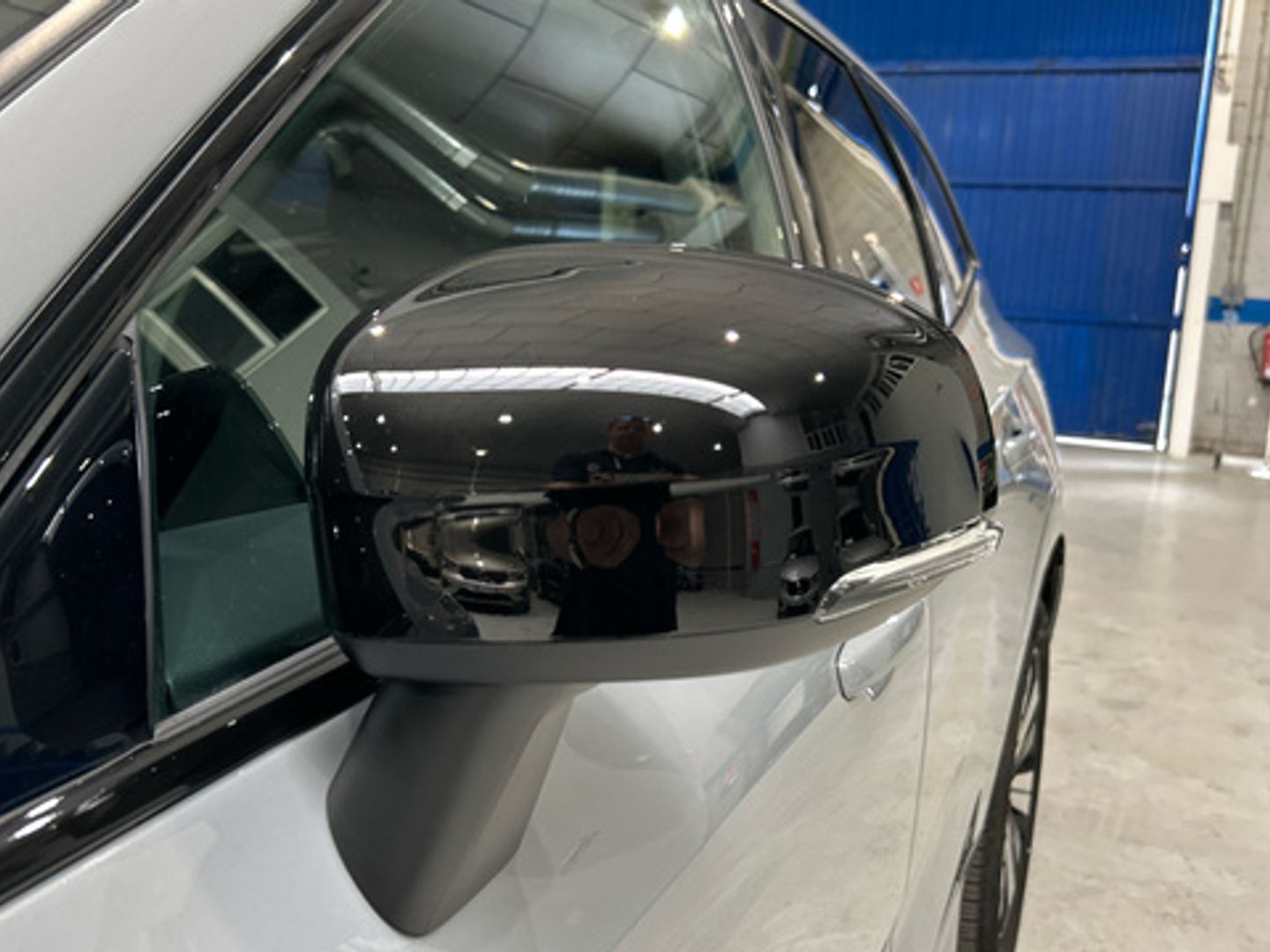 Volvo XC60 T6 Recharge Plus Dark AWD Auto 257 kW (350 CV)