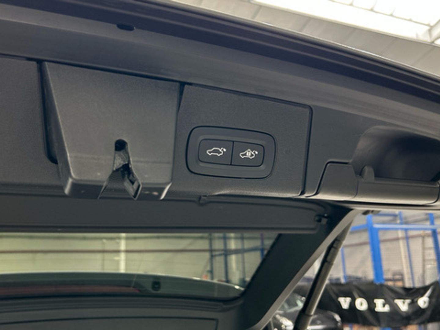 Volvo XC60 T6 Recharge Plus Dark AWD Auto 257 kW (350 CV)