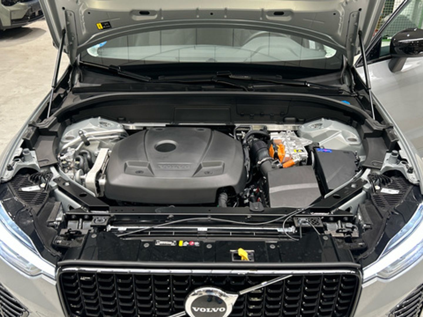 Volvo XC60 T6 Recharge Plus Dark AWD Auto 257 kW (350 CV)