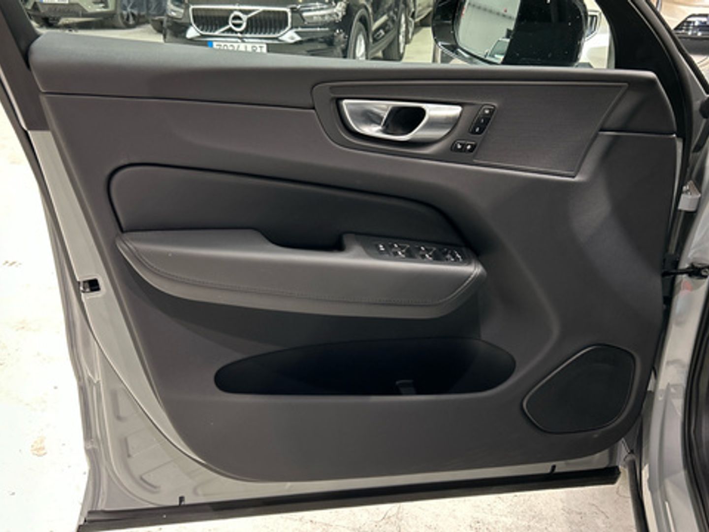 Volvo XC60 T6 Recharge Plus Dark AWD Auto 257 kW (350 CV)