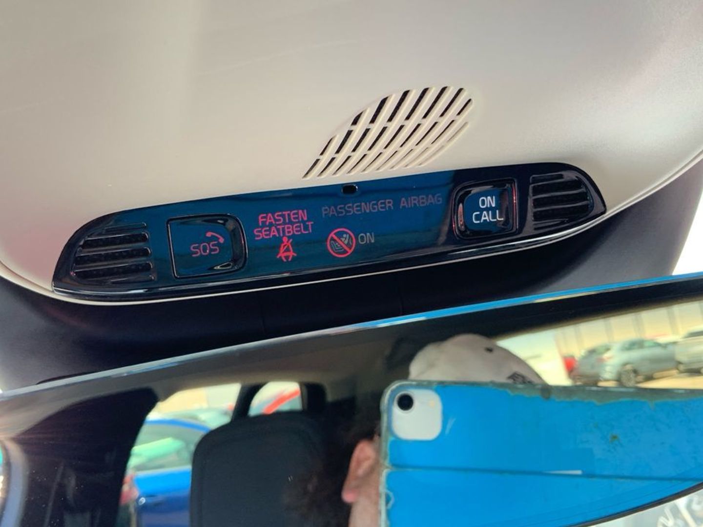 Volvo XC40 T3 Momentum Pro Auto 120 kW (163 CV)