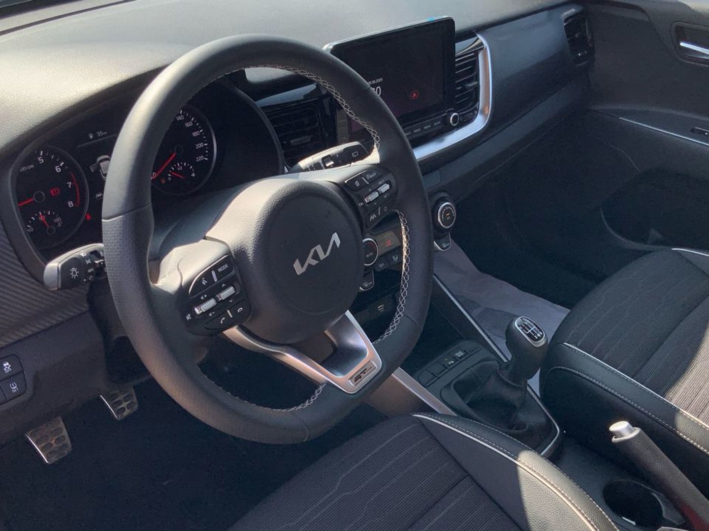 Kia Stonic 1.0 T-GDi MHEV GT Line 74 kW (100 CV)