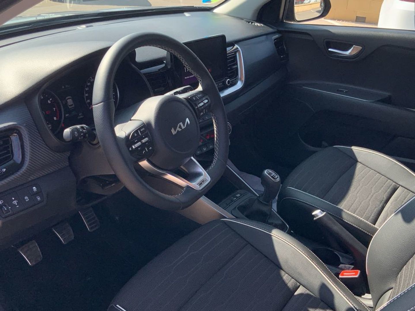 Kia Stonic 1.0 T-GDi MHEV GT Line 74 kW (100 CV)