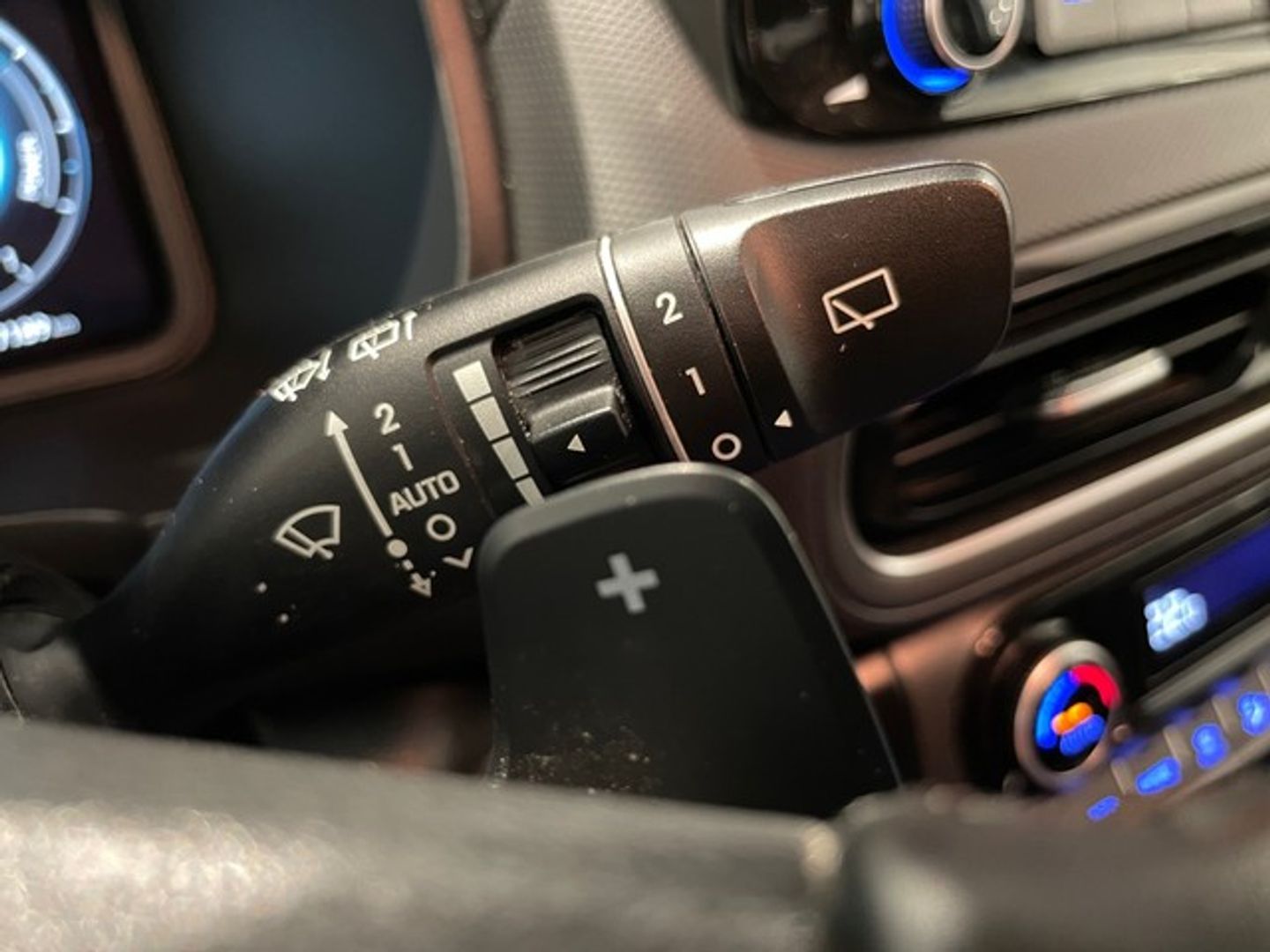 Hyundai Kona 1.6 GDI HEV Tecno 2C DCT 104 kW (141 CV)