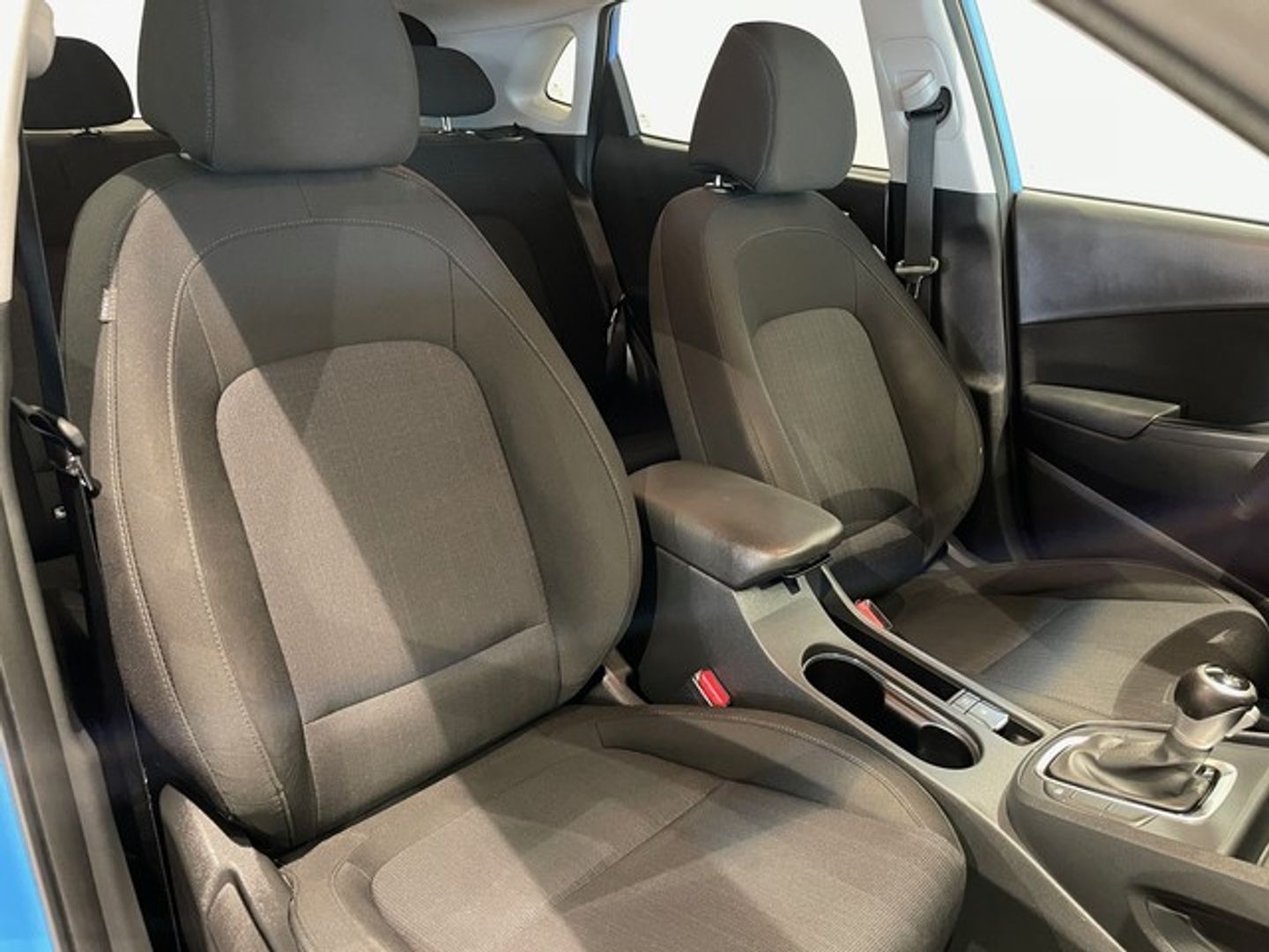 Hyundai Kona 1.6 GDI HEV Tecno 2C DCT 104 kW (141 CV)